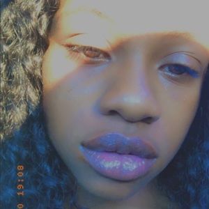 Meet your Posher, Marcia